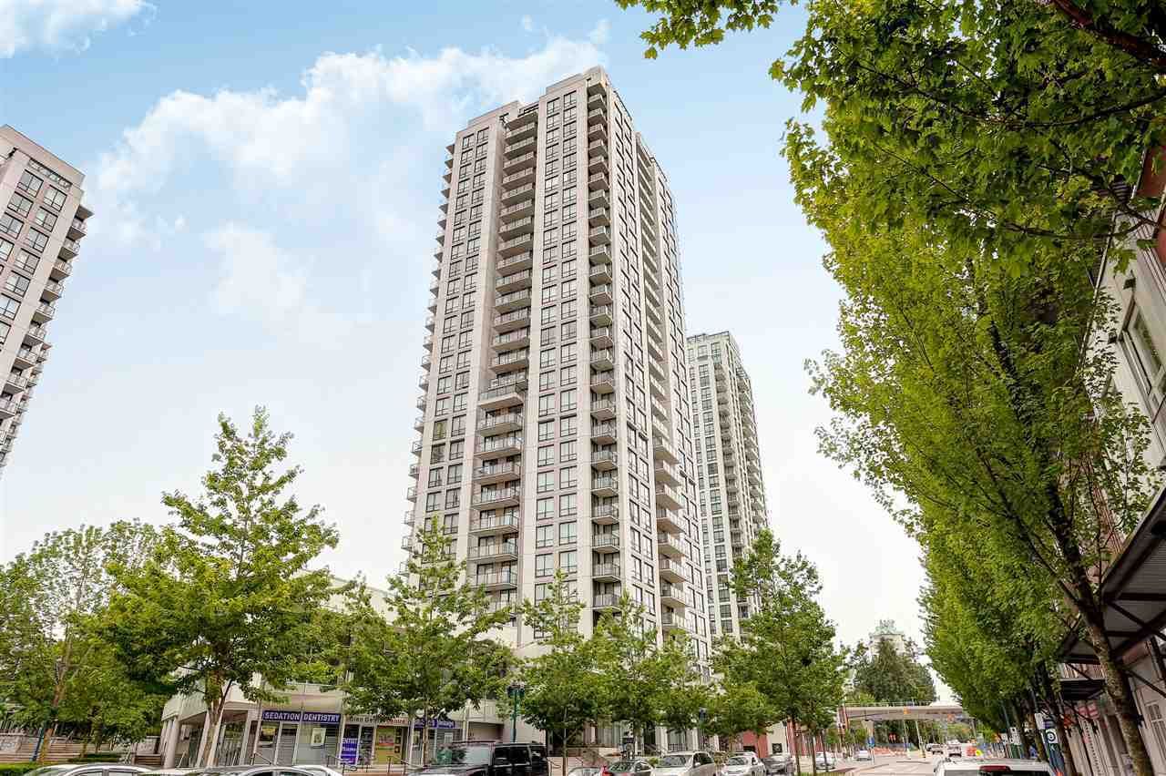 Main Photo: 2502 3093 WINDSOR Gate in Coquitlam: Central Coquitlam Condo for sale : MLS®# R2131059