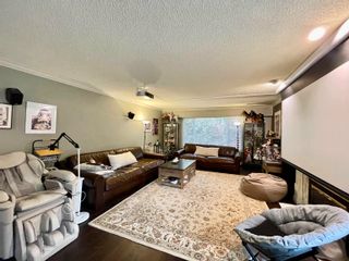 Photo 2: 4132 TYTAHUN Crescent in Vancouver: University VW House for sale (Vancouver West)  : MLS®# R2742072