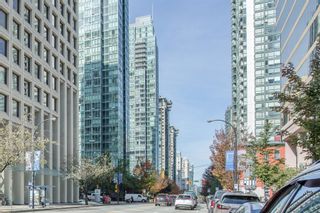 Photo 1: PH2 1288 W GEORGIA Street in Vancouver: West End VW Condo for sale (Vancouver West)  : MLS®# R2829668