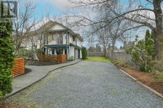 Photo 36: 4B 851 5th St in Courtenay: House for sale : MLS®# 960259
