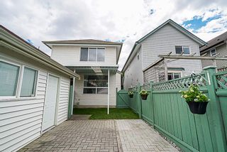 Photo 19: 6661 184A Street in Surrey: Cloverdale BC House for sale in "Clover Valley Station" (Cloverdale)  : MLS®# R2302346