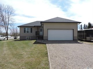 Photo 1: 217 Garvin Crescent in Canora: Residential for sale : MLS®# SK833397