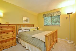 Photo 16: 6099 BRIARWOOD Crescent in Delta: Sunshine Hills Woods House for sale in "Sunshine Woods" (N. Delta)  : MLS®# R2239945