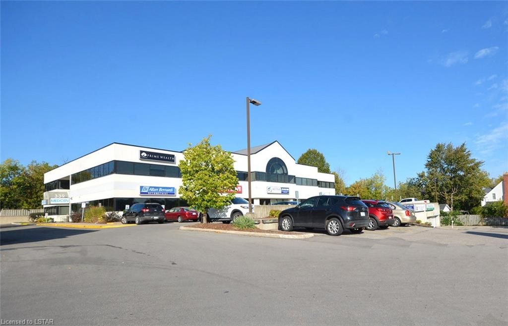 Main Photo: G40 339 Wellington Road in London: South G Part of Building for lease (South)  : MLS®# 40389850