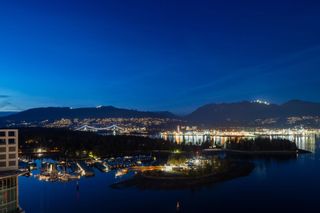 Photo 1: PH3501 1281 W CORDOVA Street in Vancouver: Coal Harbour Condo for sale in "CALLISTO" (Vancouver West)  : MLS®# R2868049