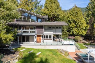 Photo 3: 3956 WESTRIDGE Avenue in West Vancouver: Bayridge House for sale : MLS®# R2869100