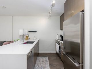 Photo 4: 901 1009 HARWOOD Street in Vancouver: West End VW Condo for sale in "Modern" (Vancouver West)  : MLS®# R2792657