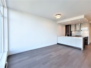 Photo 6: 911 4670 ASSEMBLY Way in Burnaby: Metrotown Condo for sale in "Station Square" (Burnaby South)  : MLS®# R2463447