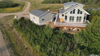 Photo 1: 446 Saskatchewan Road in Sarilia Country Estates: Residential for sale : MLS®# SK938785