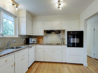 Photo 10: 1925 Townley St in Saanich: SE Camosun House for sale (Saanich East)  : MLS®# 895776