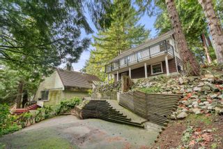 Photo 3: 5677 EAGLE HARBOUR Road in West Vancouver: Eagle Harbour House for sale : MLS®# R2857764