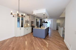 Photo 5: 119 38A Avenue SW in Calgary: Parkhill Semi Detached (Half Duplex) for sale : MLS®# A2027405