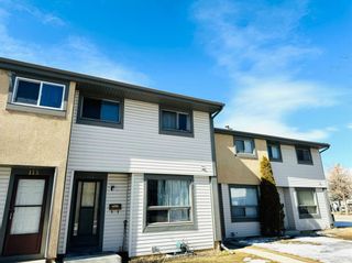 Main Photo: 112 2720 Rundleson Road NE in Calgary: Rundle Row/Townhouse for sale : MLS®# A2122315