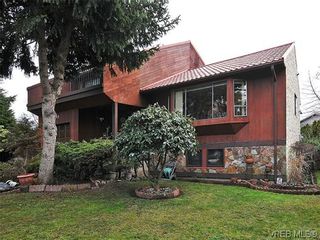 Photo 20: 1545 San Juan Ave in VICTORIA: SE Gordon Head House for sale (Saanich East)  : MLS®# 628346