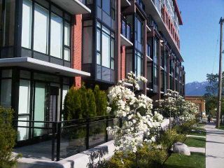 Photo 4: TH12 260 E 7TH Avenue in Vancouver: Mount Pleasant VE Townhouse for sale in "SOCIAL" (Vancouver East)  : MLS®# V951293
