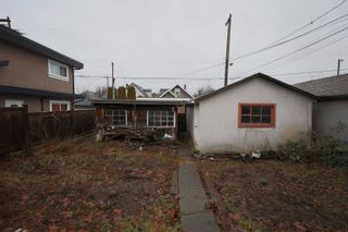 Photo 6: 2709 NAPIER Street in Vancouver: Renfrew VE House for sale (Vancouver East)  : MLS®# R2748207