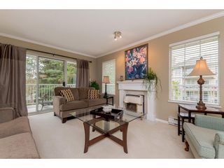 Photo 5: 208 5375 205 Street in Langley: Langley City Condo for sale in "GLENMONT PARK" : MLS®# R2295267