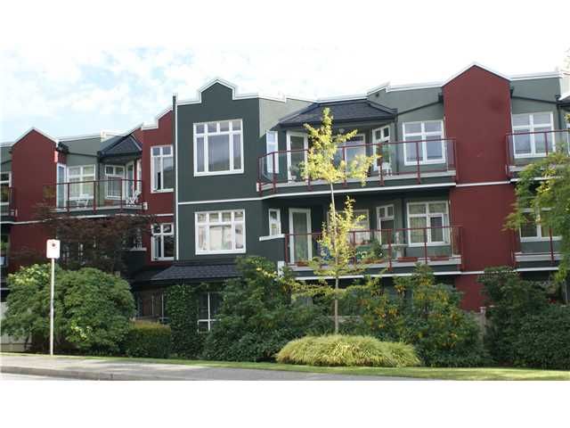 Main Photo: 506-2800 Chesterfield Ave in North Vancouver: Upper Lonsdale Condo for sale : MLS®# V849283