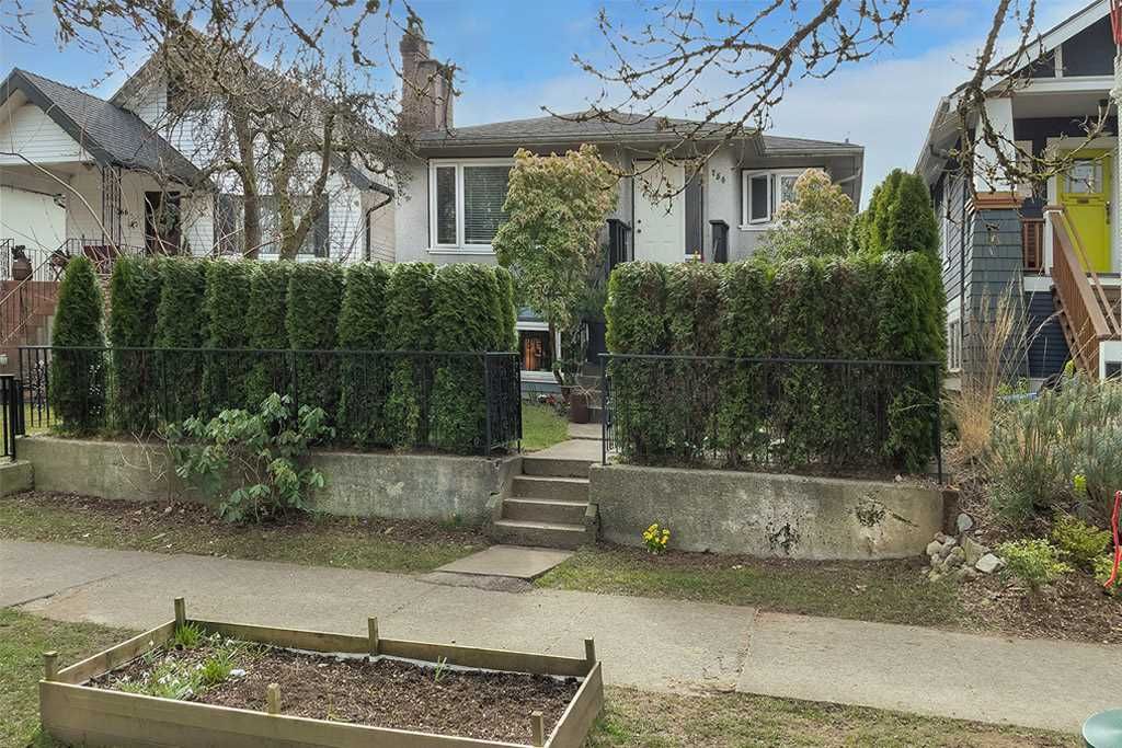 Main Photo: 756 E 23RD Avenue in Vancouver: Fraser VE House for sale (Vancouver East)  : MLS®# R2550680