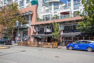 Photo 35: 1035 MARINASIDE Crescent in Vancouver: Yaletown Townhouse for sale in "Quay West" (Vancouver West)  : MLS®# R2722800