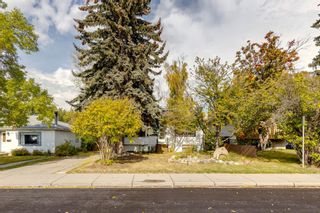 Photo 1: 2610 6 Avenue NW in Calgary: West Hillhurst Detached for sale : MLS®# A1259253