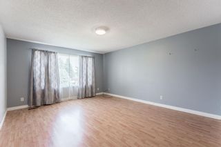 Photo 13: 534 QUEENSLAND Place SE in Calgary: Queensland Semi Detached for sale : MLS®# A1020359