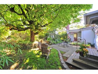 Photo 17: 418 FIRST Street in New Westminster: Queens Park House for sale in "QUEENS PARK" : MLS®# V1075029