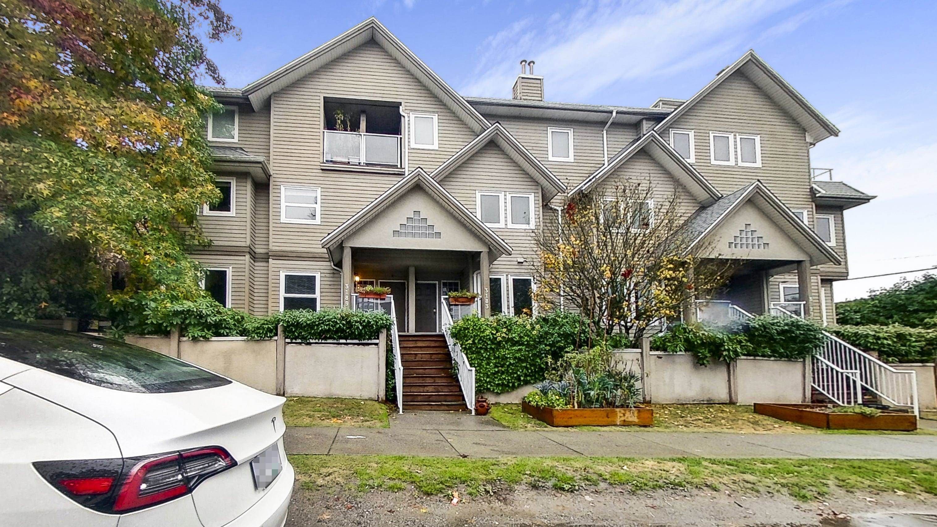Main Photo: 3183 ASH Street in Vancouver: Fairview VW Townhouse for sale (Vancouver West)  : MLS®# R2765754