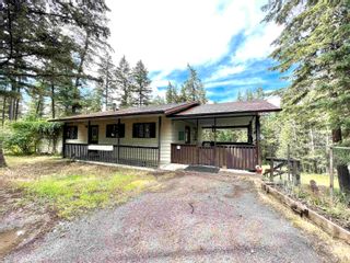 Photo 1: 768 WINGER Road in Williams Lake: Esler/Dog Creek House for sale : MLS®# R2714752