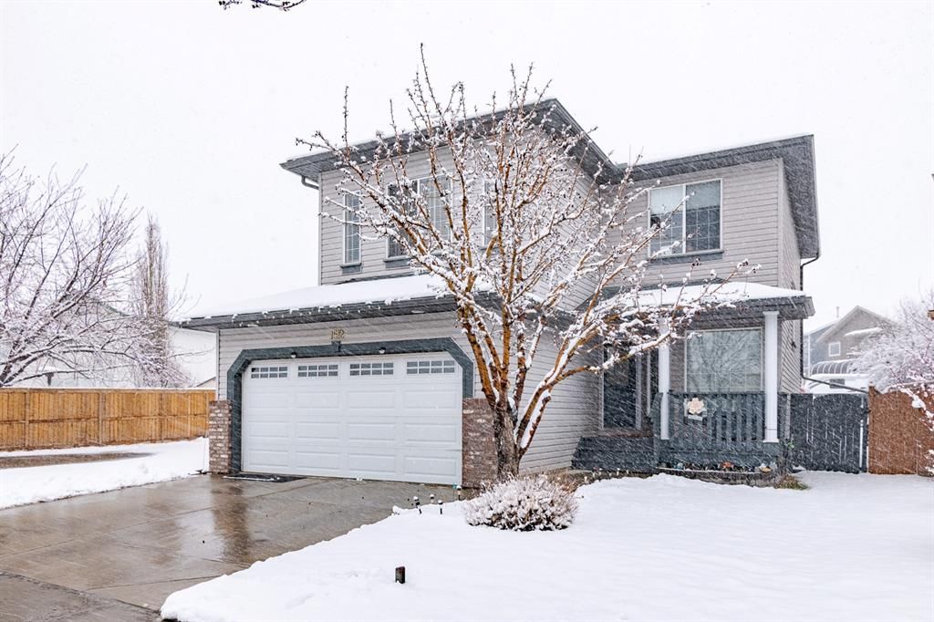 Main Photo: 1512 Meadowlark Road SE: Airdrie Detached for sale : MLS®# A1208122