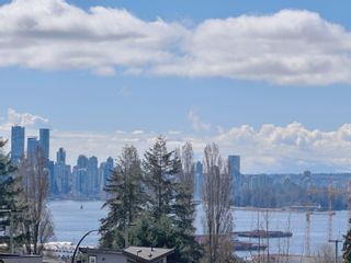 Photo 10: 1320 JONES Avenue in North Vancouver: Central Lonsdale 1/2 Duplex for sale : MLS®# R2754399