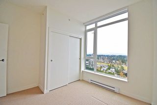 Photo 9: 4012 100 AVENUE North Surrey in North Surrey: Apartment/Condo for sale : MLS®# R2475982