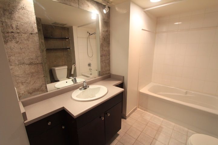 Main Photo: B3 518 BEATTY STREET in : Downtown VW Condo for sale : MLS®# R2011099