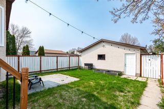 Photo 2: Updated Bungalow with Garage in Winnipeg: 3M House for sale (Canterbury Park) 