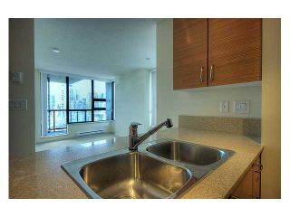 Photo 2: # 1410 977 MAINLAND ST in Vancouver: Downtown VW Condo for sale in "YALETOWN PARK 3" (Vancouver West)  : MLS®# V836705