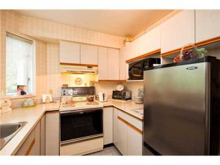 Photo 5: 401 1010 CHILCO Street in Vancouver: West End VW Condo for sale in "Chilco Park" (Vancouver West)  : MLS®# V1031735