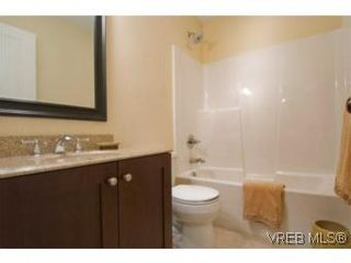 Photo 6: 1 1290 Richardson St in VICTORIA: Vi Fairfield West Row/Townhouse for sale (Victoria)  : MLS®# 490828