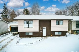 Photo 2: 622 Forrester Road in Saskatoon: Fairhaven Residential for sale : MLS®# SK914205