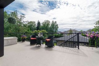 Photo 19: 6459 184 Street in Surrey: Cloverdale BC House for sale (Cloverdale)  : MLS®# R2106667