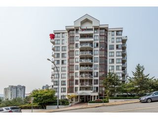 Photo 1: 1204 220 ELEVENTH Street in New Westminster: Uptown NW Condo for sale in "QUEEN'S COVE" : MLS®# R2195000