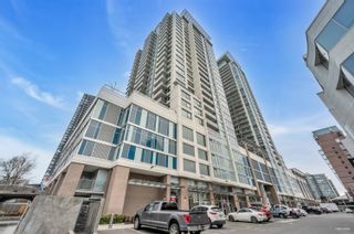 Photo 1: 2202 988 QUAYSIDE Drive in New Westminster: Quay Condo for sale in "RIVERSKY 2" : MLS®# R2658353