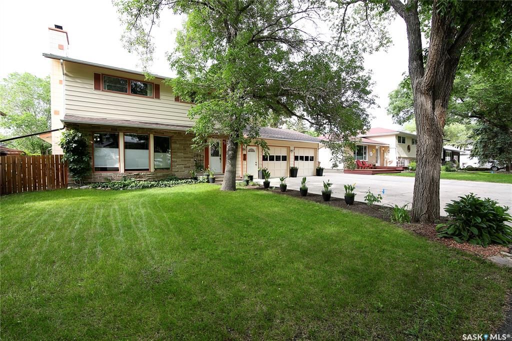Main Photo: 86 Mayfair Crescent in Regina: Hillsdale Residential for sale : MLS®# SK932833