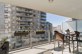Photo 10: 1510 892 CARNARVON Street in New Westminster: Downtown NW Condo for sale in "Azurell" : MLS®# R2446533