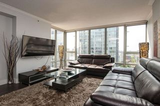 Photo 3: 1903 950 CAMBIE Street in Vancouver: Yaletown Condo for sale (Vancouver West)  : MLS®# R2636389