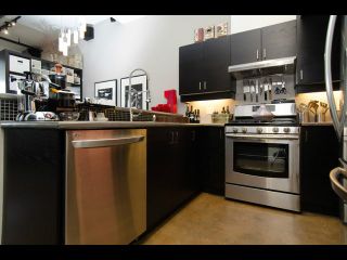 Photo 5: # 204 428 W 8TH AV in Vancouver: Mount Pleasant VW Condo for sale (Vancouver West)  : MLS®# V1116442