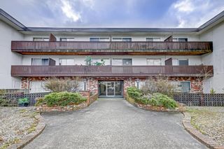 Photo 1: 105 910 FIFTH Avenue in New Westminster: Uptown NW Condo for sale in "Grosvenor Court" : MLS®# R2876698