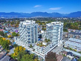 Main Photo: 1705 2220 KINGSWAY in Vancouver: Victoria VE Condo for sale (Vancouver East)  : MLS®# R2819904