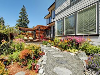 Photo 33: 303 Amylee Lane in Colwood: Co Royal Bay House for sale : MLS®# 956308