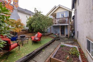 Photo 3: 1992 CHARLES Street in Vancouver: Grandview Woodland House for sale (Vancouver East)  : MLS®# R2734861
