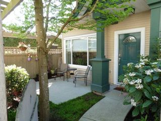 Photo 2: 9 10251 NO 1 Road in Richmond: Steveston North Townhouse for sale : MLS®# R2075095
